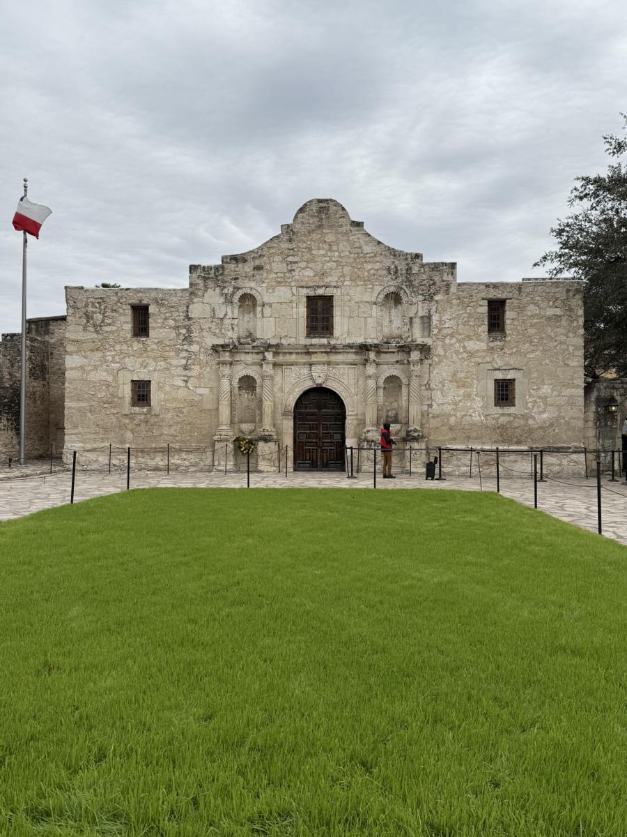 Mission San Antonio de Valero, The Alamo 