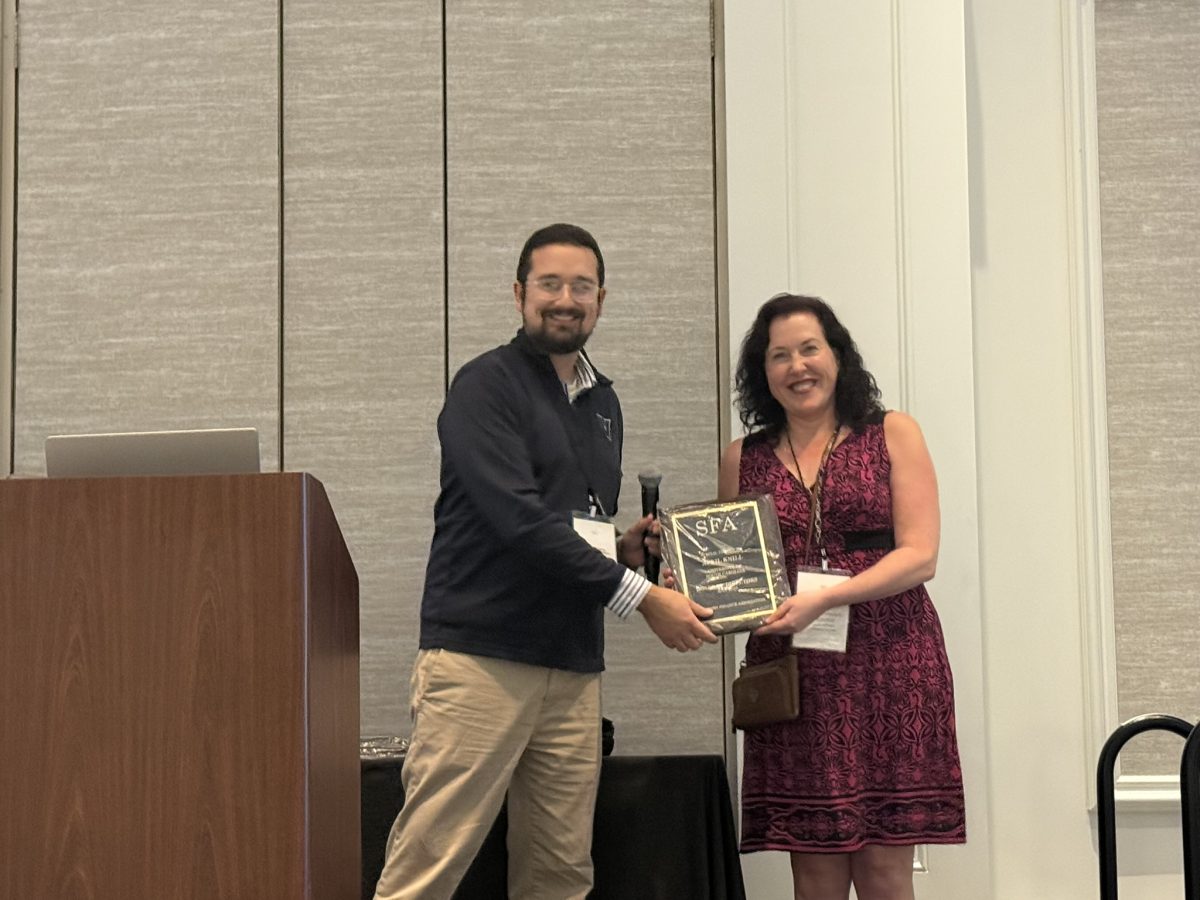 Service recognition. 